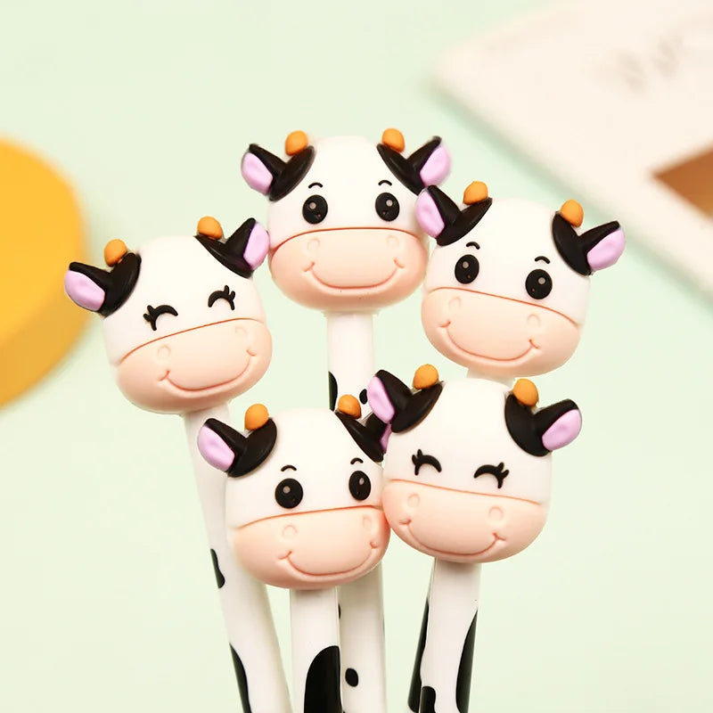 Kawaii Cow Pen